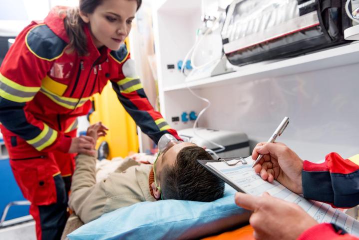 Ambulancier Saint-Claude
